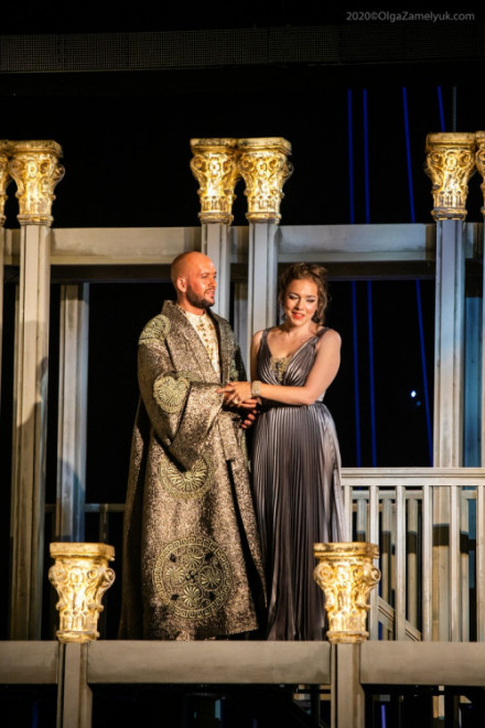 Верди и Шекспир — на сцене «Зазеркалья»!